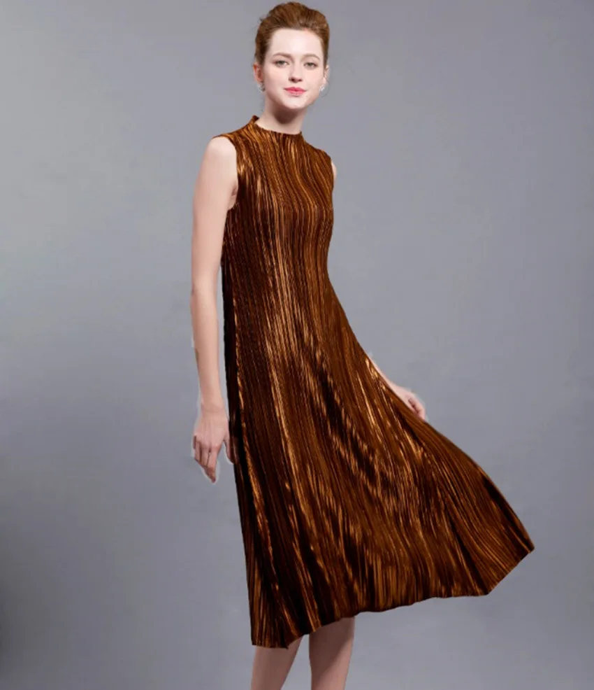 Changpleat Summer Dress Metallic Luster Design Miyake Pleated Stand collar Sleeveless Dresses For Women Black Big Swing | Женская одежда