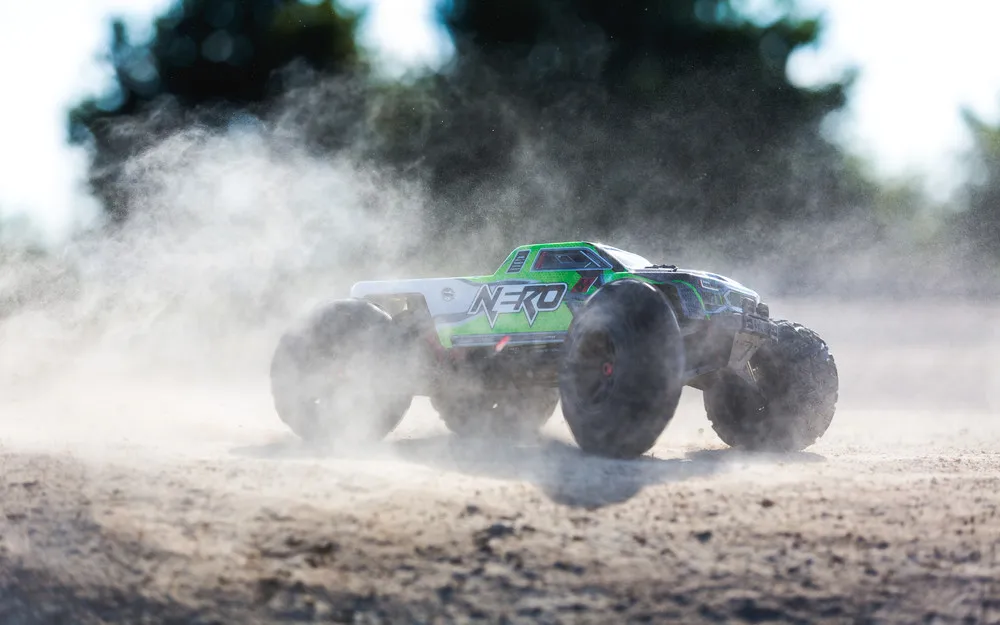 Arrma Nero 6s бесщеточный водонепроницаемый blx 1/8 RTR весы 150A ESC 4wd monster truck без