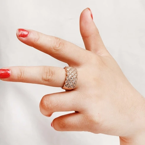 Женские кольца на палец со стразами модные золотые серебряные брендовые