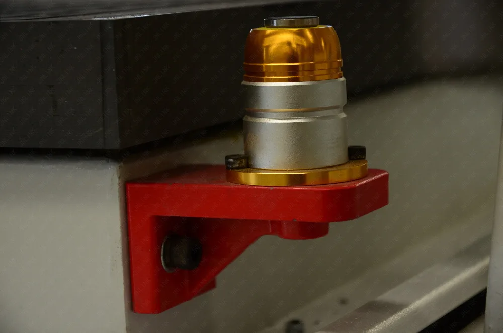 Сделано в Китае Настольный вращающийся шпиндель atc cnc деревообрабатывающий