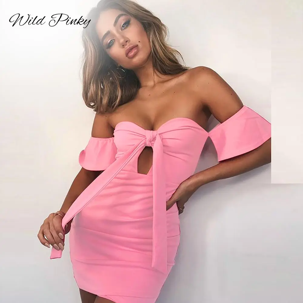 Женское облегающее мини-платье WildPinky Белое Облегающее платье без бретелек с