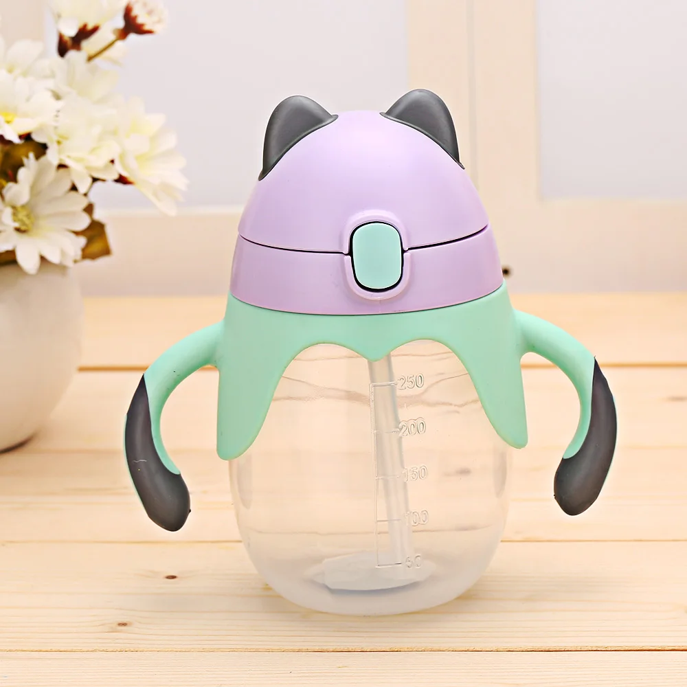 

New baby water bottle black ear double handle baby learning cup baby straw bottle child straw bottle baby supplies