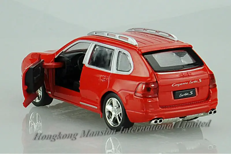 Коллекционная модель автомобиля SUV 1:32 из сплава под давлением для Porsche Cayenne Turbo S