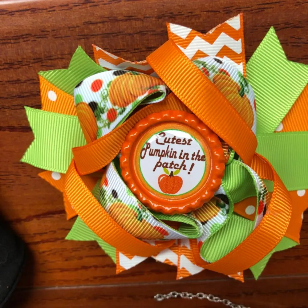 

2021 new baby girls outfits halloween baby kids boutique baby girl kid halloween outfits pumpkin sets with matching necklace bow