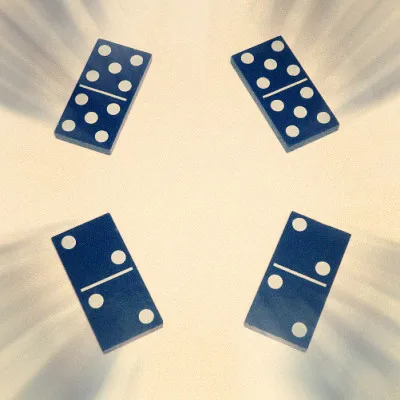 Dizzy Dominos магические трюки реквизиты крупным планом иллюзии ТВ шоу