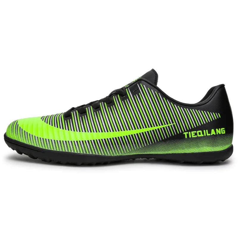 black and green Humtto великолепные футбольные бутсы для игры в помещениях футбольная обувь мужские профессиональные кроссовки легкий Futsal спортивный для футбола обувь - Цвет: black and green