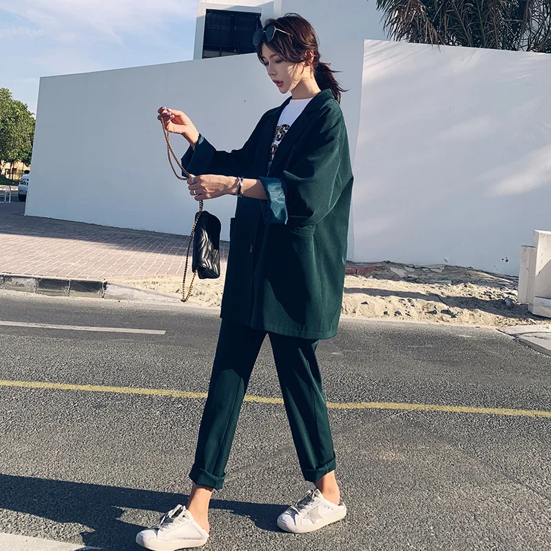 Set female 2019 fashion new women's suit Korean version of the large size loose suit jacket nine points wide leg pants two-piece pants pants summer seven sleeved suit suit male korean version of the slim fashion hair stylist trend leisure suit two piece