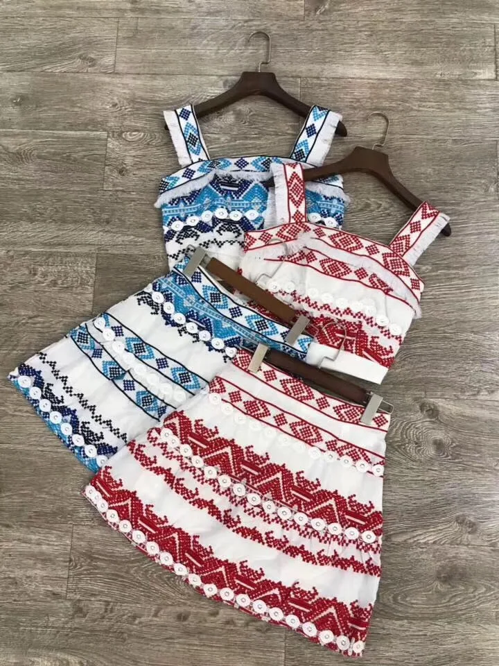 Модный новый женский комплект 2 шт. топ и мини юбка с кисточками