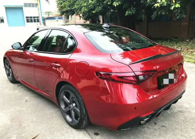 Спойлер для Alfa Romeo Giulia задний спойлер из углеродного волокна с черной отделкой в