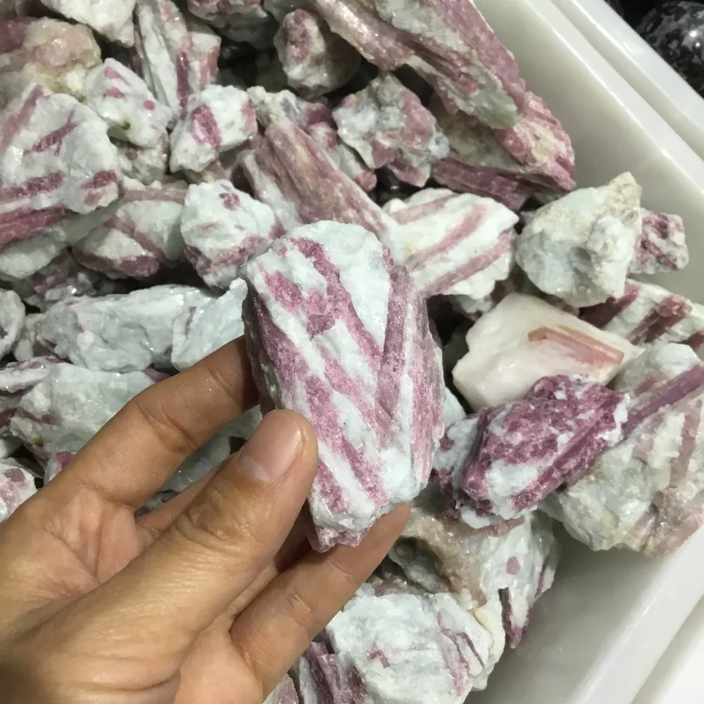 Природный красный турмалин rought stone rubellite stones|Камни| |