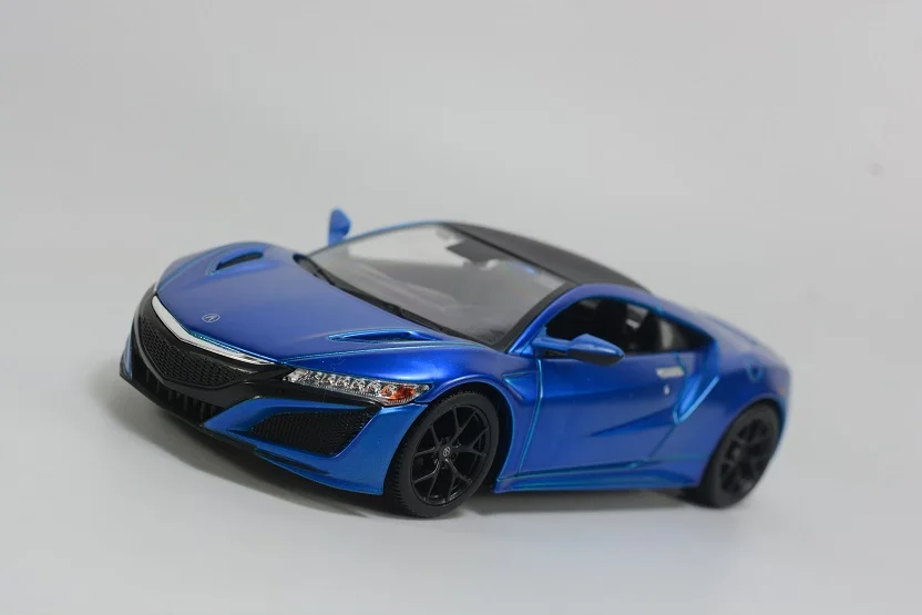 Гоночный автомобиль Maisto 1/24 Honda 2018 Acura NSX литая модель Новый в коробке|Наземный