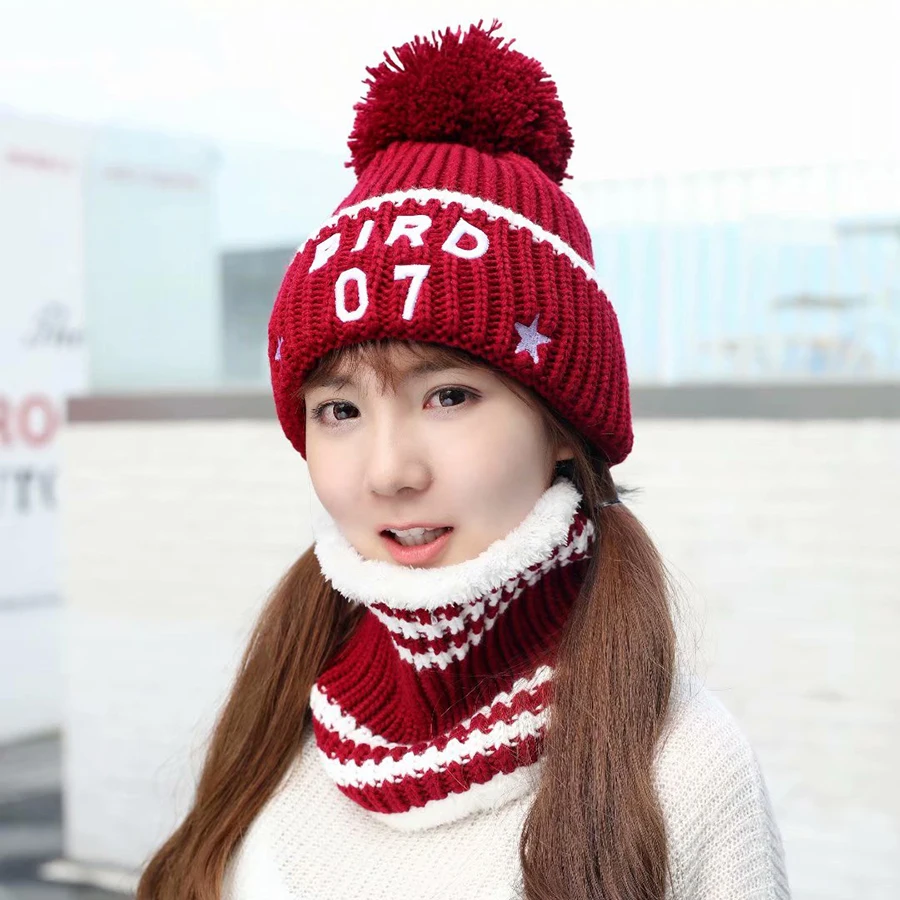 Женский осенне зимний шарф вязаная шапка с вышитыми буквами шерстяной теплый