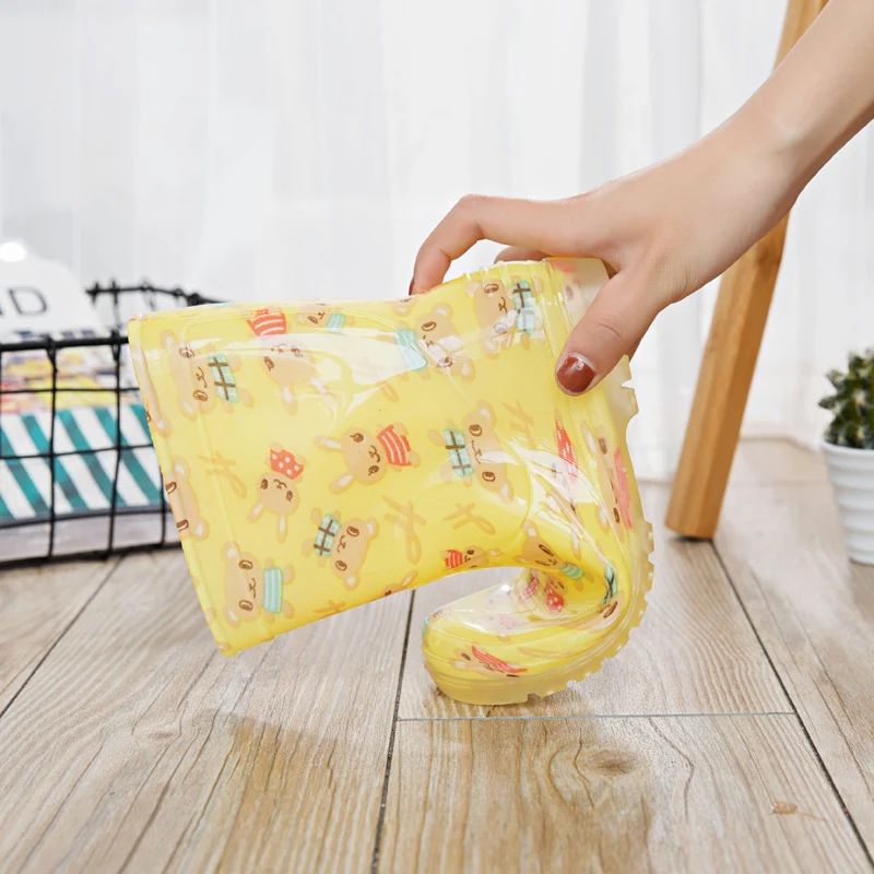 Детские непромокаемые ботинки для мальчиков и девочек Нескользящие дождевые