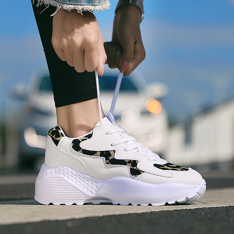 Официальный Оригинальный Аутентичные для женщин увеличивающие рост Бег Спорт на