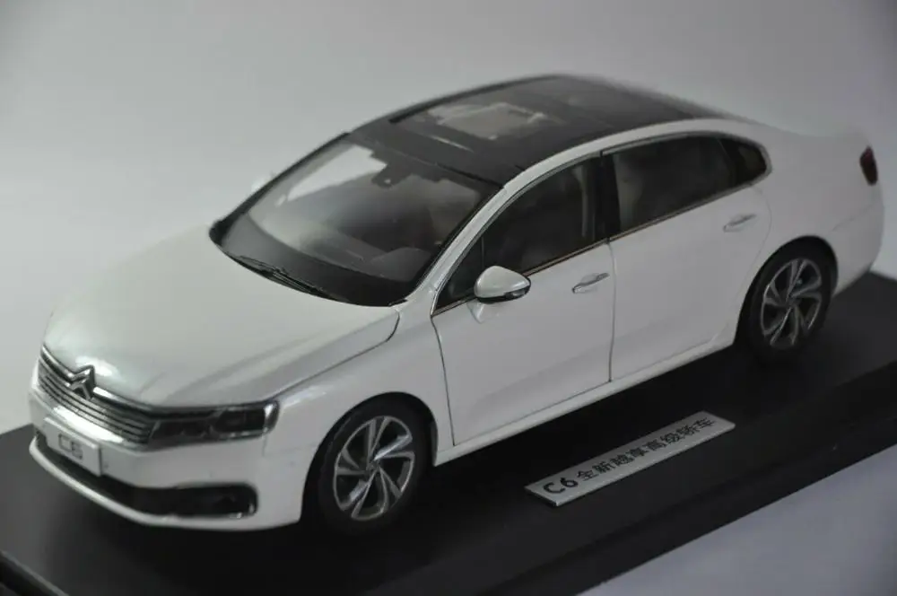 1:18 литья под давлением модель для Citroen C6 Белый Седан сплав игрушечный автомобиль миниатюрная коллекция подарок c-quatre