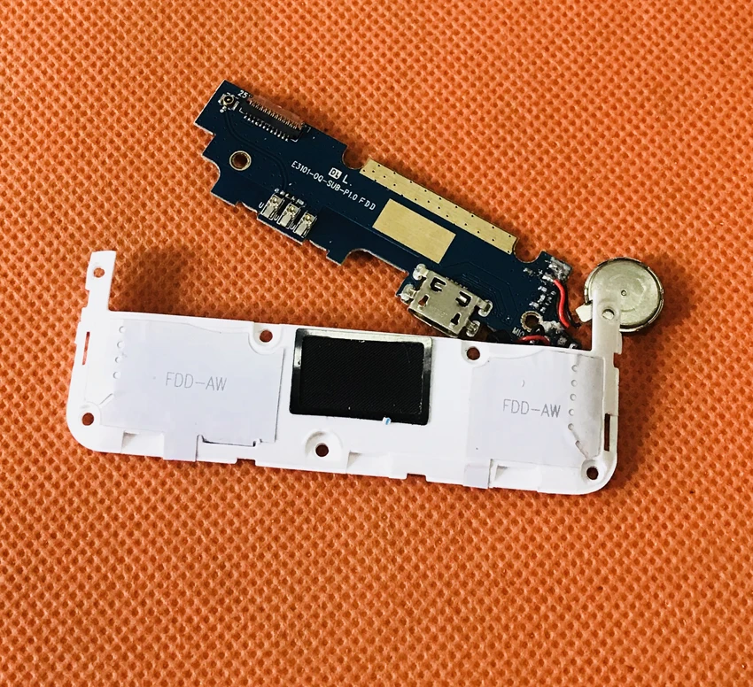 Б/у оригинальная зарядная плата с usb разъемом + Громкий динамик для OUKITEL K4000 Lite MTK6735