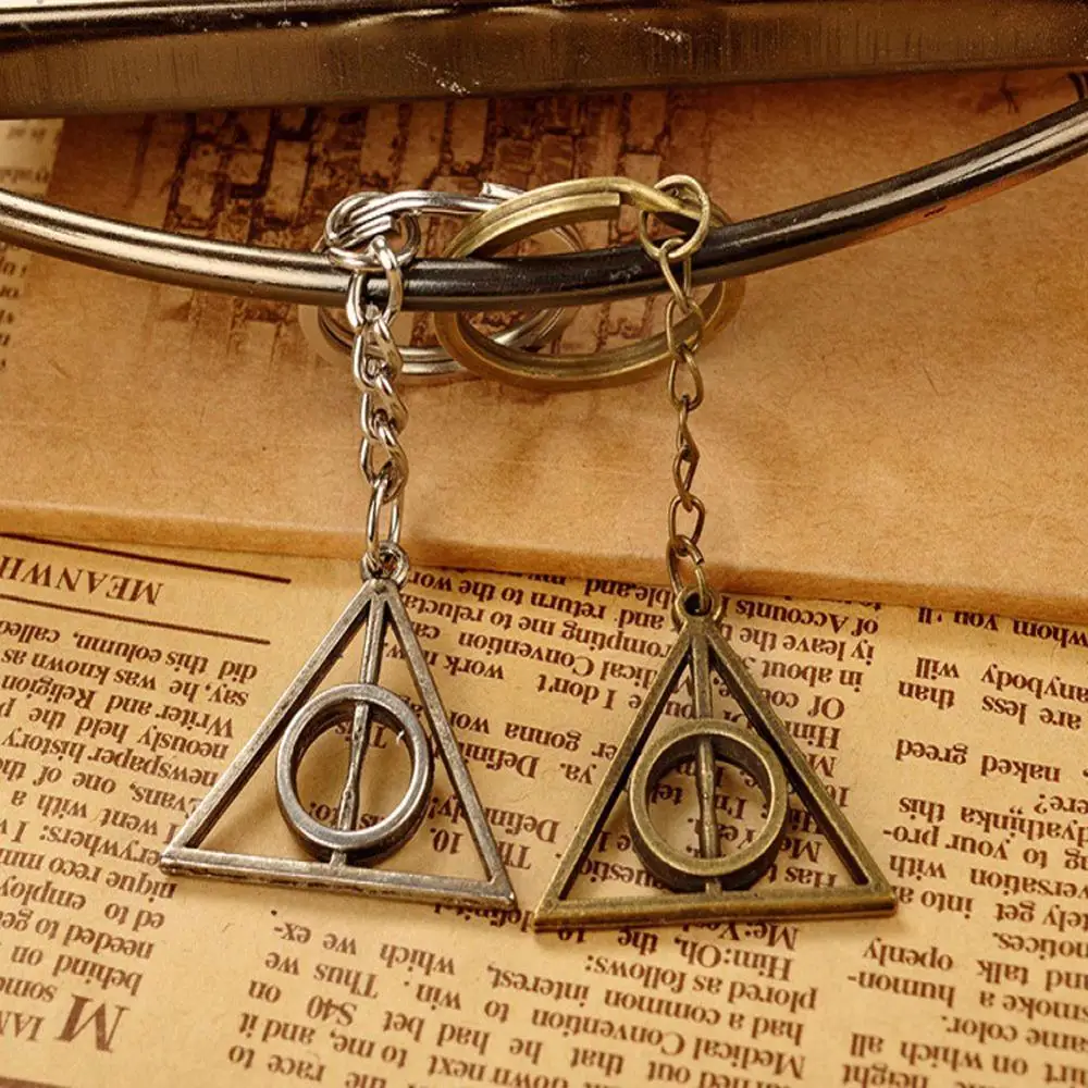 

New Arrival The Deathly Hallows Alloy Pendant Key Rings Keychain Rotatable Triangle Key Chains