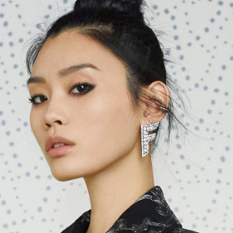 

YDGYINS Style Exaggeration Letter F Earrings Acrylic Simple Personality Earrings