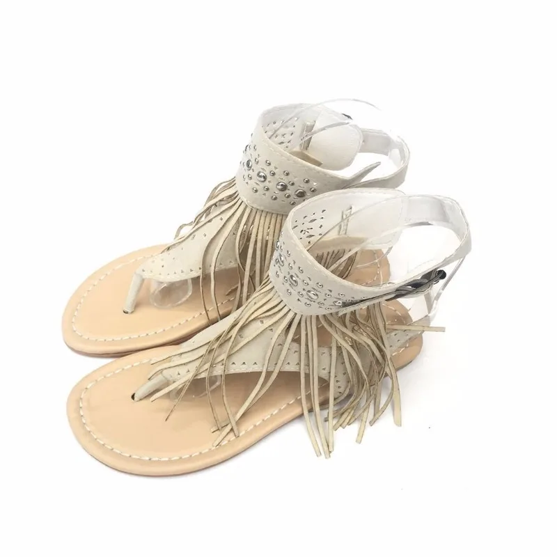 Кисточками шлепанцы сандалии на плоской подошве женщина. | Обувь