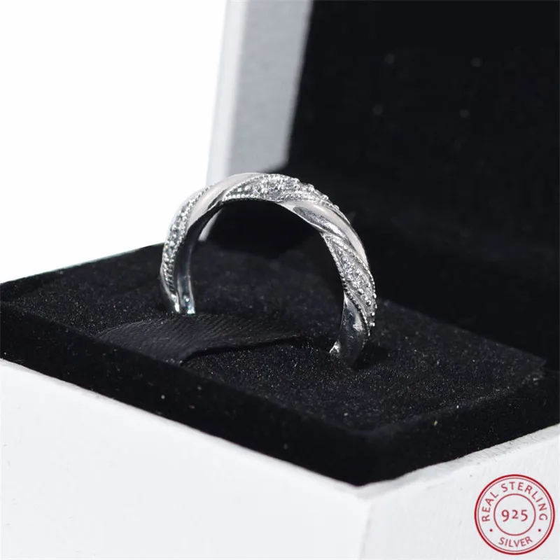 Потрясающие кольца из стерлингового серебра 925 пробы с прозрачными фианитами