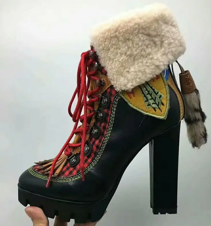 as show Зимние женские мотоциклетные сапоги на платформе и высоком каблуке 12 см; Botas Mujer; лоскутные шерстяные зимние сапоги с бахромой; ботильоны для женщин - Цвет: as show