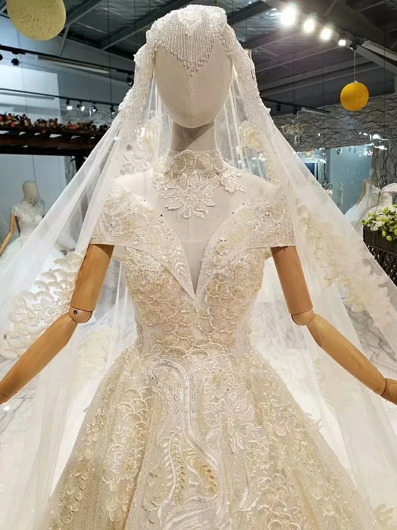 Elegant Lace Ball Gowns Wedding Dresses Vestido De Noiva Puffy Beaded Up Chapel Train Cap Shoulder Bridal Casamento | Свадьбы и