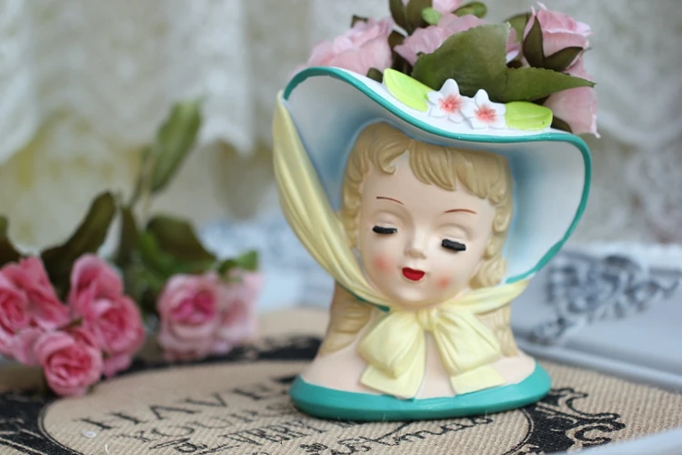 Limited Collection Cute Vintage Resin Girl Royal Court Palace Doll Toy Friend Birthday Gift Home Deco 14cm | Игрушки и хобби