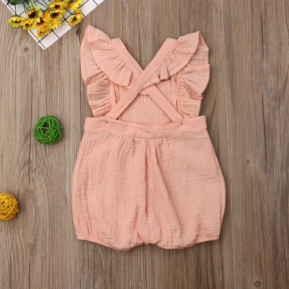 Одежда для малышей новорожденных девочек с рукавом крылышком вышитый комбинезон