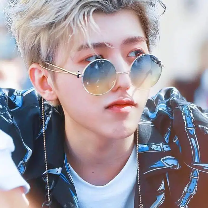 

New Fashion men Candy color Vintage Round Mirror Sunglasses Women Brand Original Design Black Gradient Sun Glasses Female Oculos