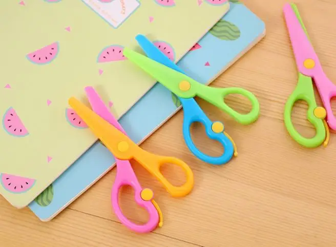 1 шт. мини-ножницы Kawaii Канцелярские Товары Дети DIY пластик ножницы студент ребенок ремесло поставки милый детский сад поставки