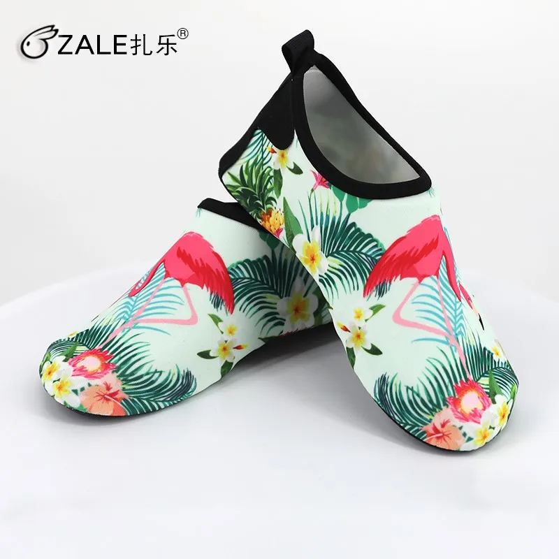 Zale Swimming Water Sports Shoes Christmas Gift Flamingo Kids Beach Camping Flat Soft Walking Sneakers Zapatos De Mujer |