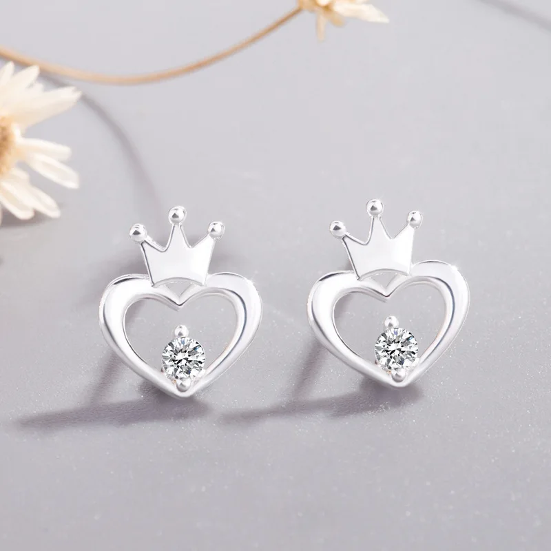 Серьги гвоздики женские из серебра 925 пробы с короной и
