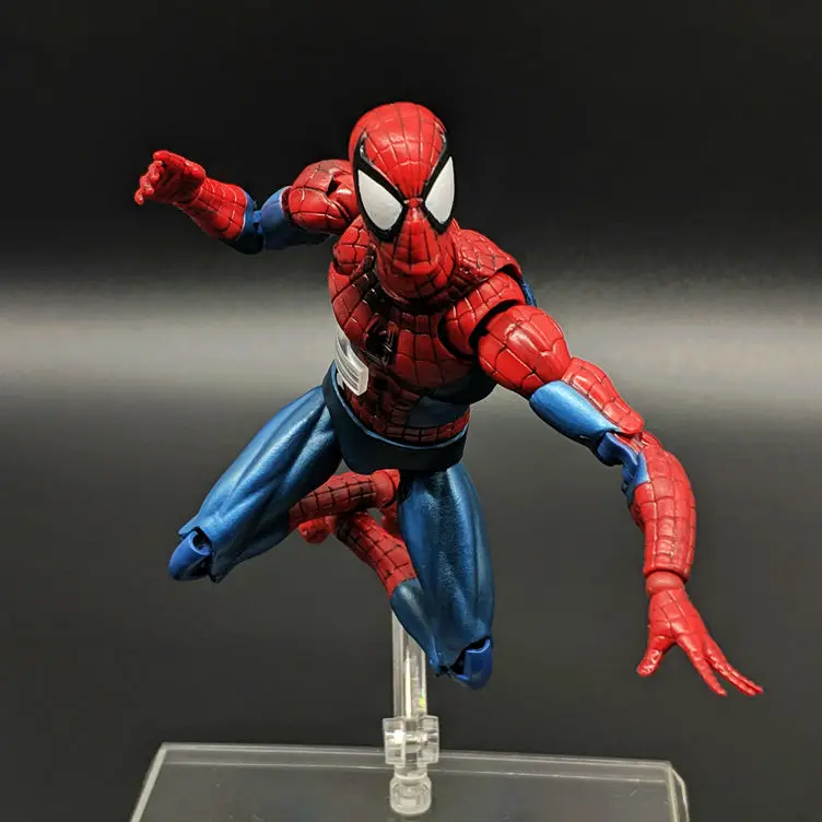 MAFEX Человек-паук яд комикс. Фигурку