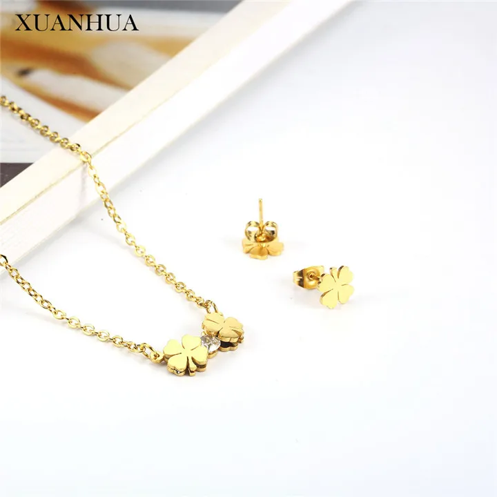 Gold color XUANHUA, набор ювелирных изделий из нержавеющей стали, ожерелье с клевером, серьги, набор для женщин, мода, ювелирные аксессуары в богемном стиле - Окраска металла: Gold color