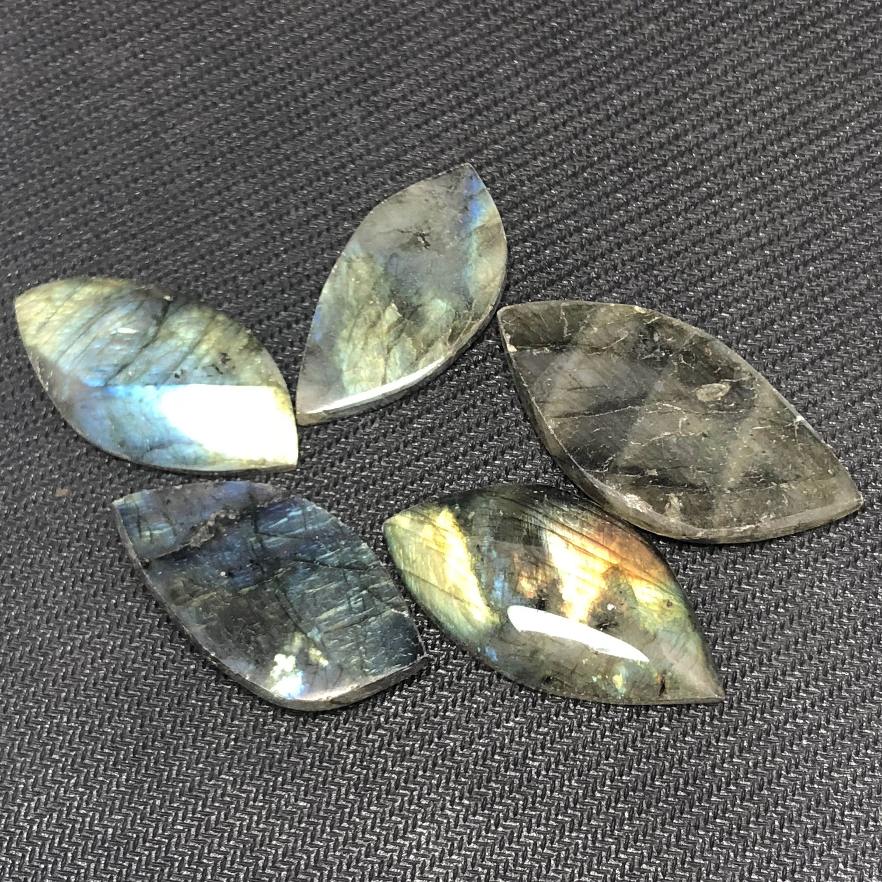 5 шт. натуральный полированный Лабрадор Камень Лист резьбы сделать