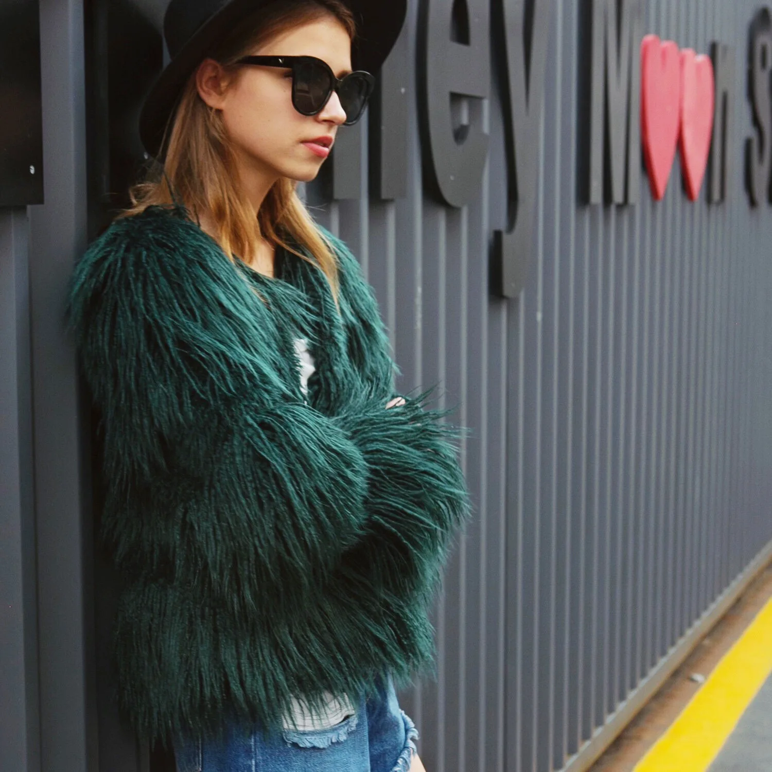 

TUHAO Slim Plush Streetwear Faux Fur Coat Large Size 2018 Autumn Women Long Sleeve Open Stitch Faux Fur Tops Outerwear LQ204