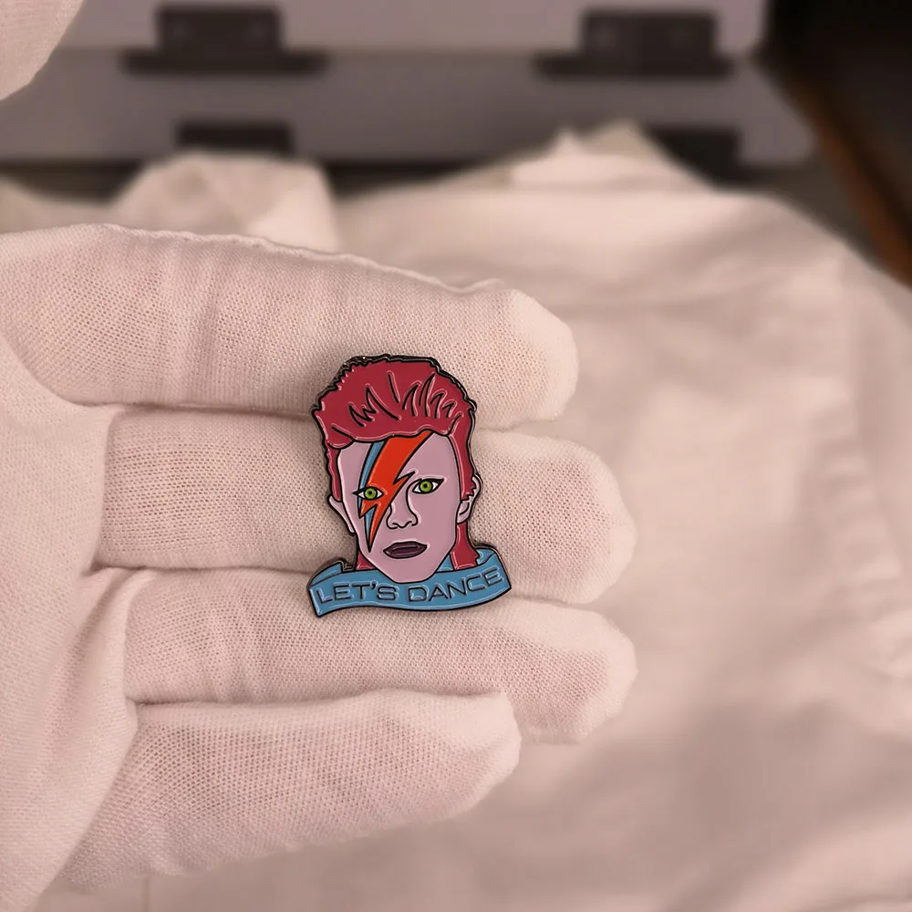 Брошь на булавке David Bowie|Броши| |