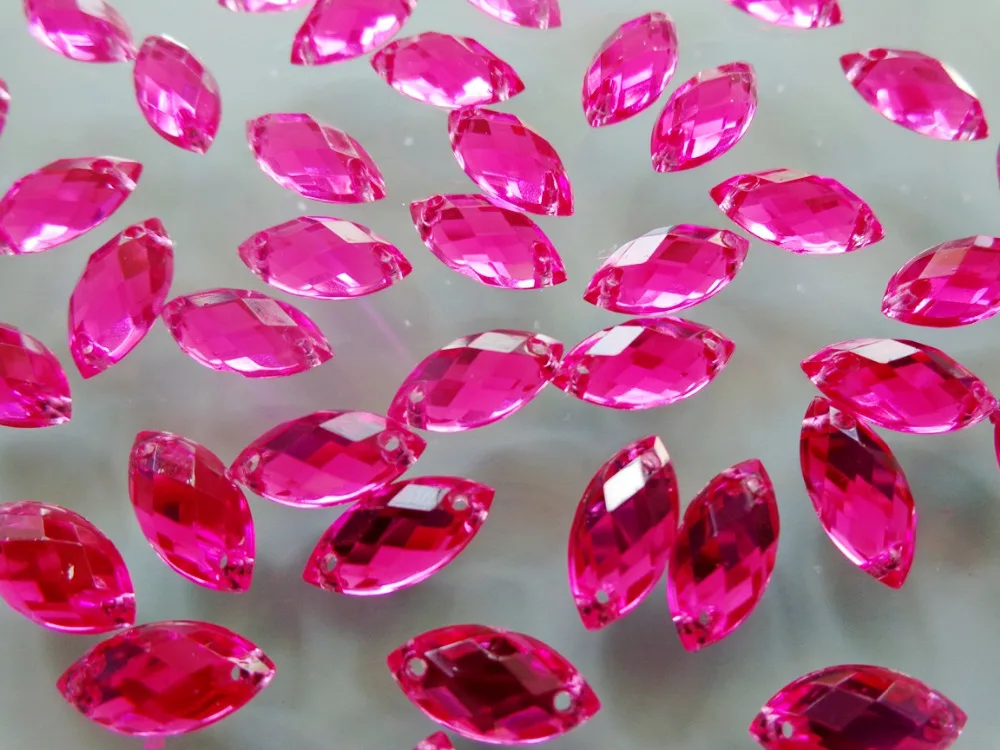 Оптовая продажа розово-красный акриловый хрустальный горный хрусталь в форме