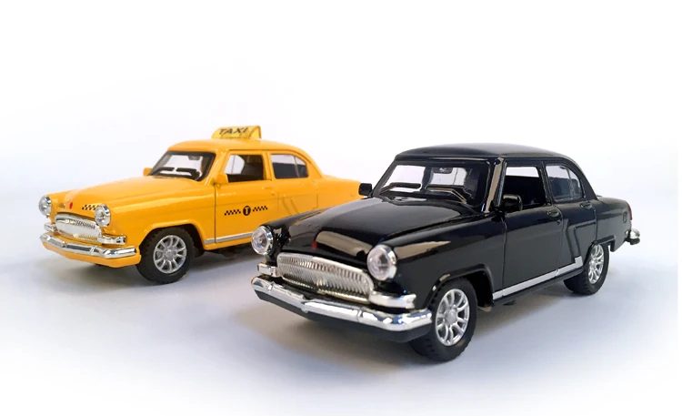 Литая под давлением машина Волга, GAZ-21, 1:32, винтажная классическая модель автомобиля из сплава, коллекционная игрушка для автомобиля со звуком и светом
