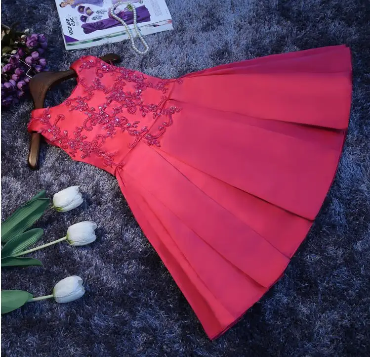 Роскошное летнее красное свадебное платье из тюля расшитое блестками для