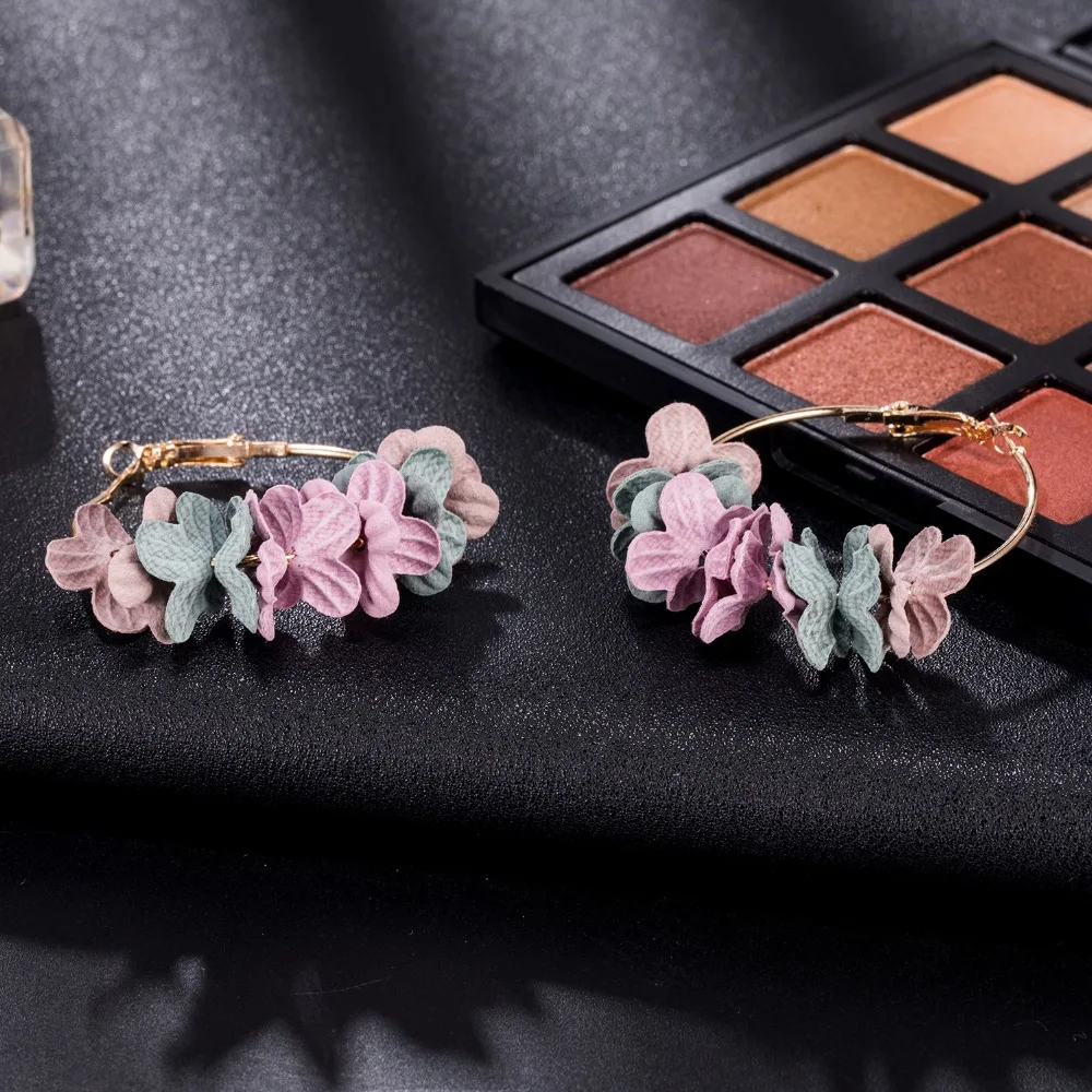 IPARAM корейский 2020 элегантные тканевые цветочные серьги Bijoux Sweety лепесток сплав