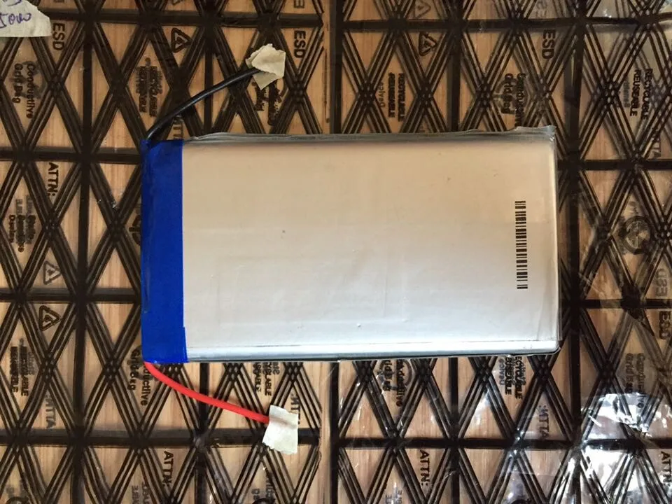

New Hot 3.7V polymer battery 0550105 5050105 3500MAH Rechargeable Li-ion Cell Large Capacity Batteries
