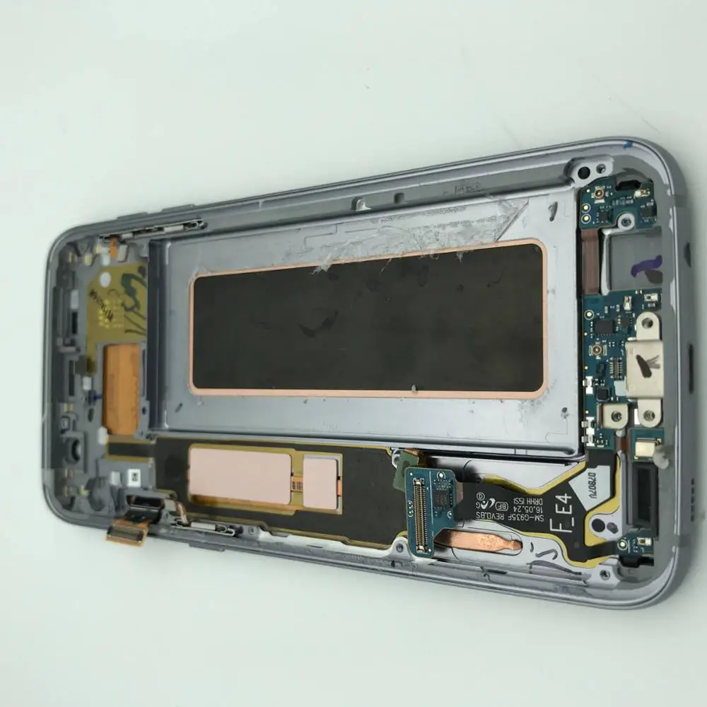 ЖК экран с дигитайзером для Samsung Galaxy S7 edge сенсорный со средней рамкой 100%
