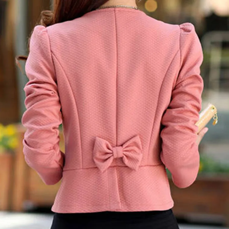 Женская короткая куртка LD006 приталенная с круглым вырезом и высокой талией в