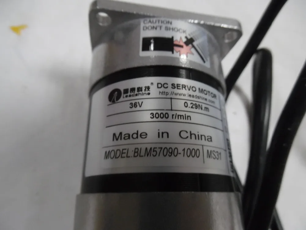 Бесщеточный мотор Leadshine BLM57090 36В постоянный ток 90 Вт сервопривод бесщеточный 0 29н.