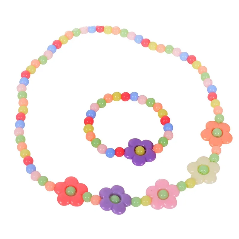 Набор украшений для девочек эластичное ожерелье и браслет с цветными сердечками