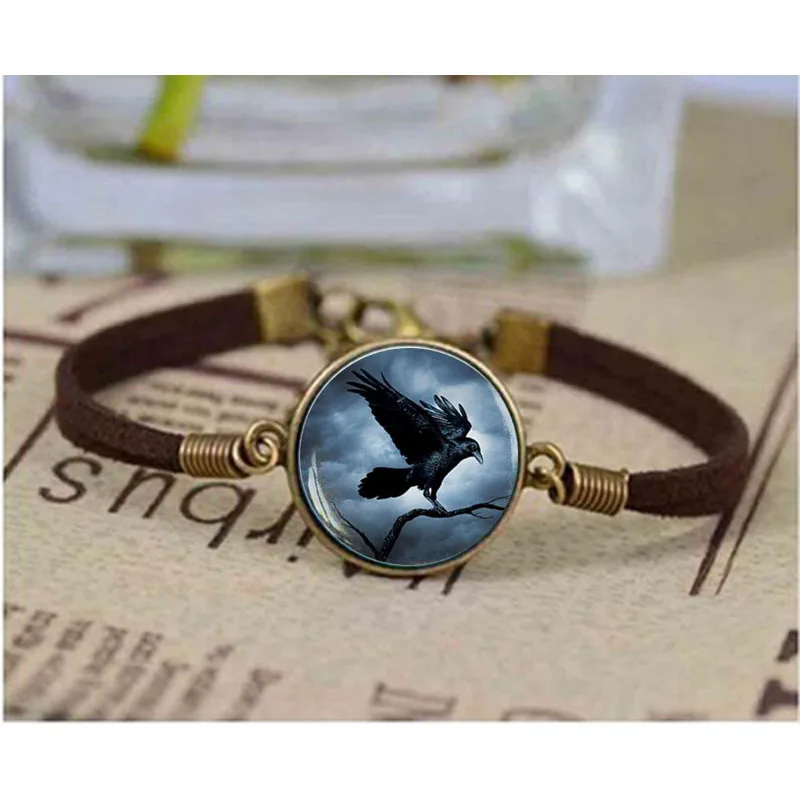 

Steampunk Raven bracelet For Women 2017 Gothic Crow Pocket bracelet Bird bracelet Bangle