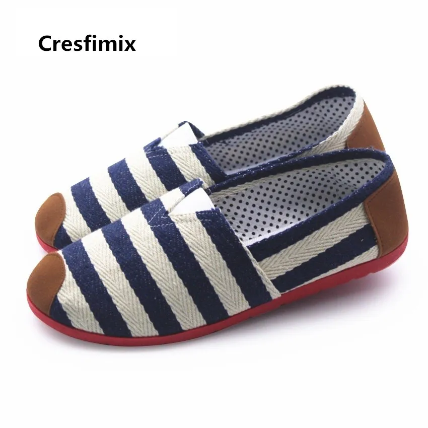 Туфли Cresfimix женские с синими полосками крутые холщовые без застежки мягкие