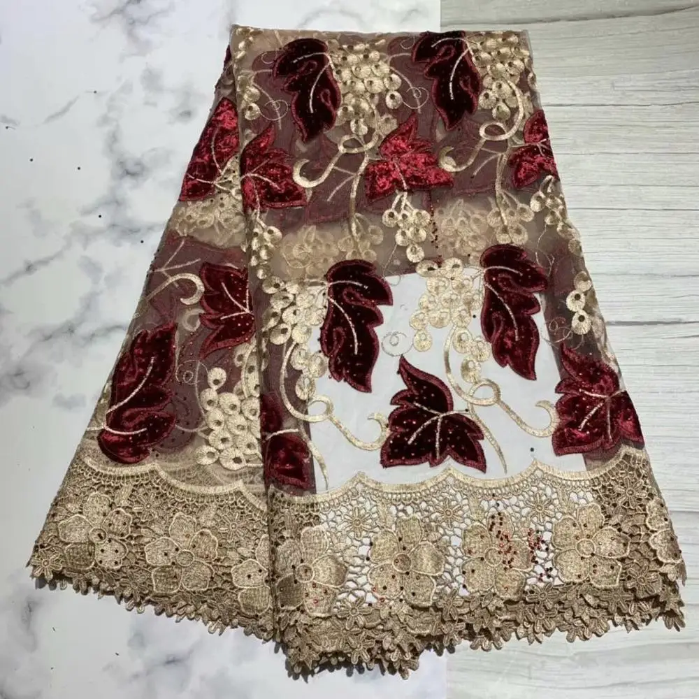 

2019 Latest African Lace Fabric High Quality French Velvet Tulle Lace Fabric with Beads Embroidery Lace Fabric for Wedding Party
