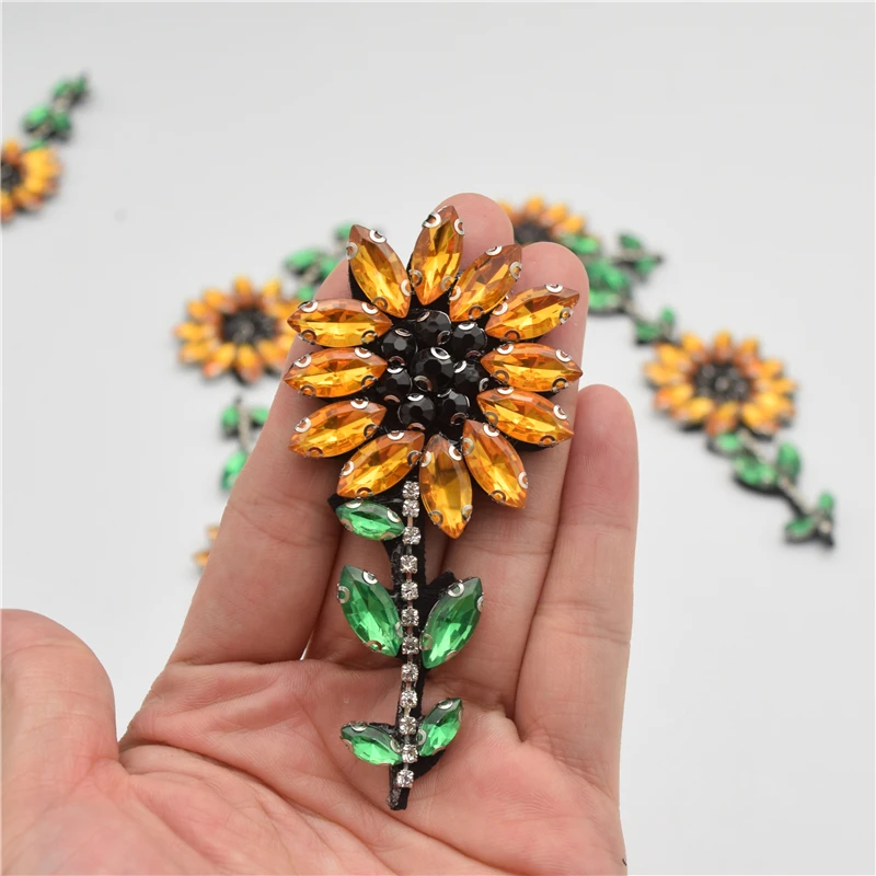 12 шт. жёлтые акриловые камни в виде подсолнечника и горного хрусталя бисер